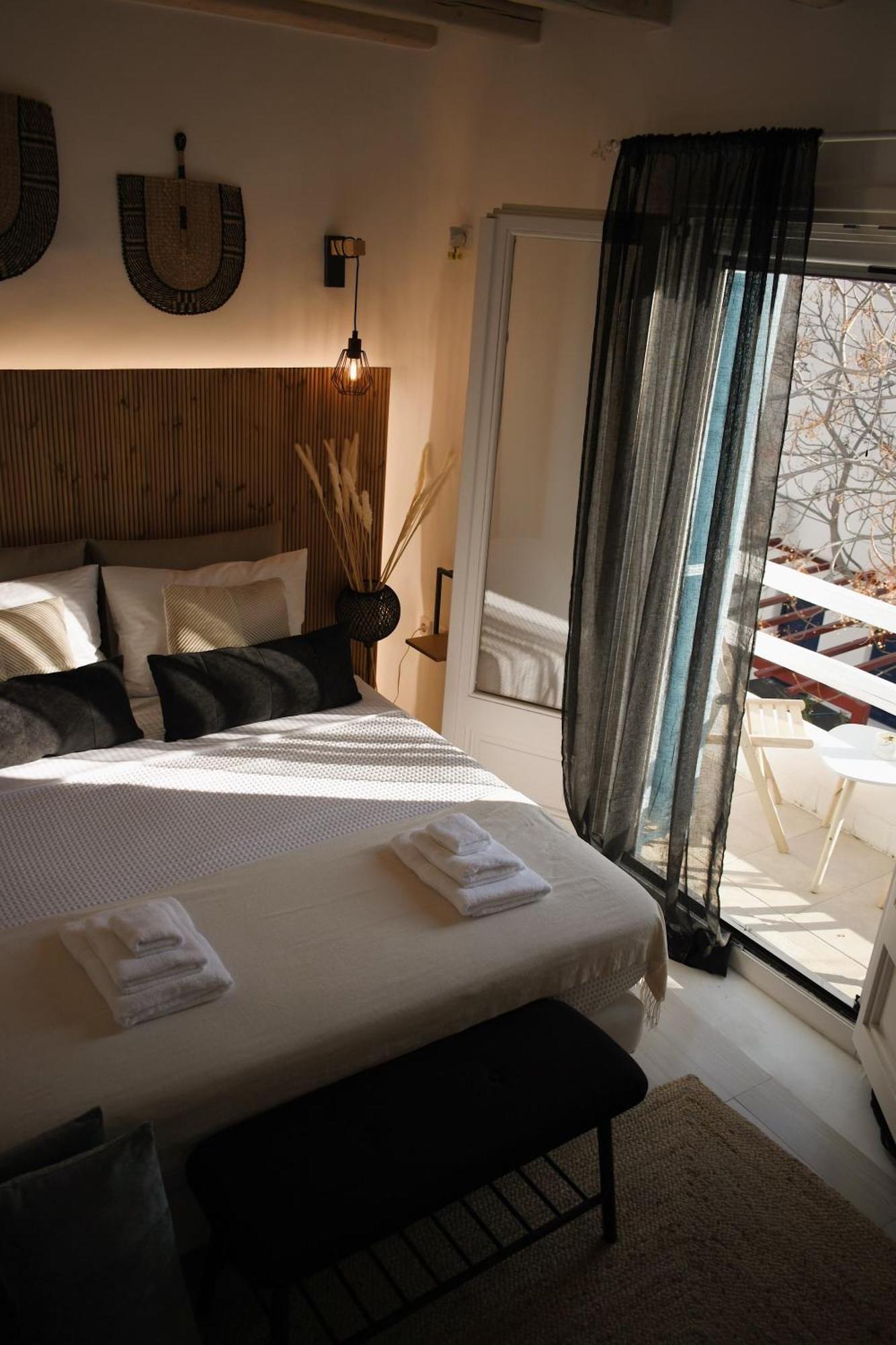 Nisos Home Stay Mykonos Town Екстер'єр фото
